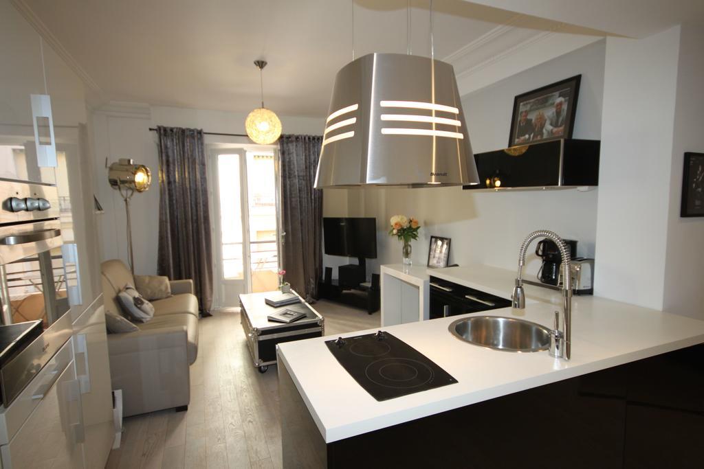Appartement From Hollywood To Bollywood 2 Bedrooms 2 Bathrooms - 1 Min From Croisette&beach, 12 Min From The Palais