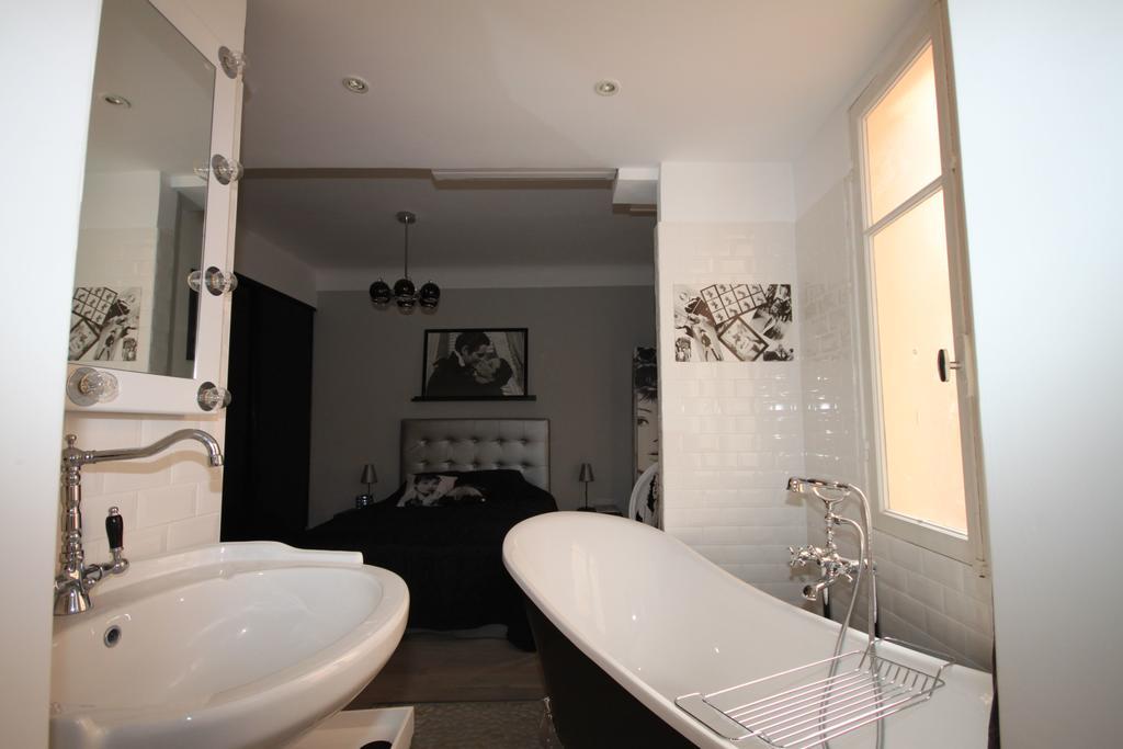 From Hollywood To Bollywood 2 Bedrooms 2 Bathrooms - 1 Min From Croisette&beach, 12 Min From The Palais *