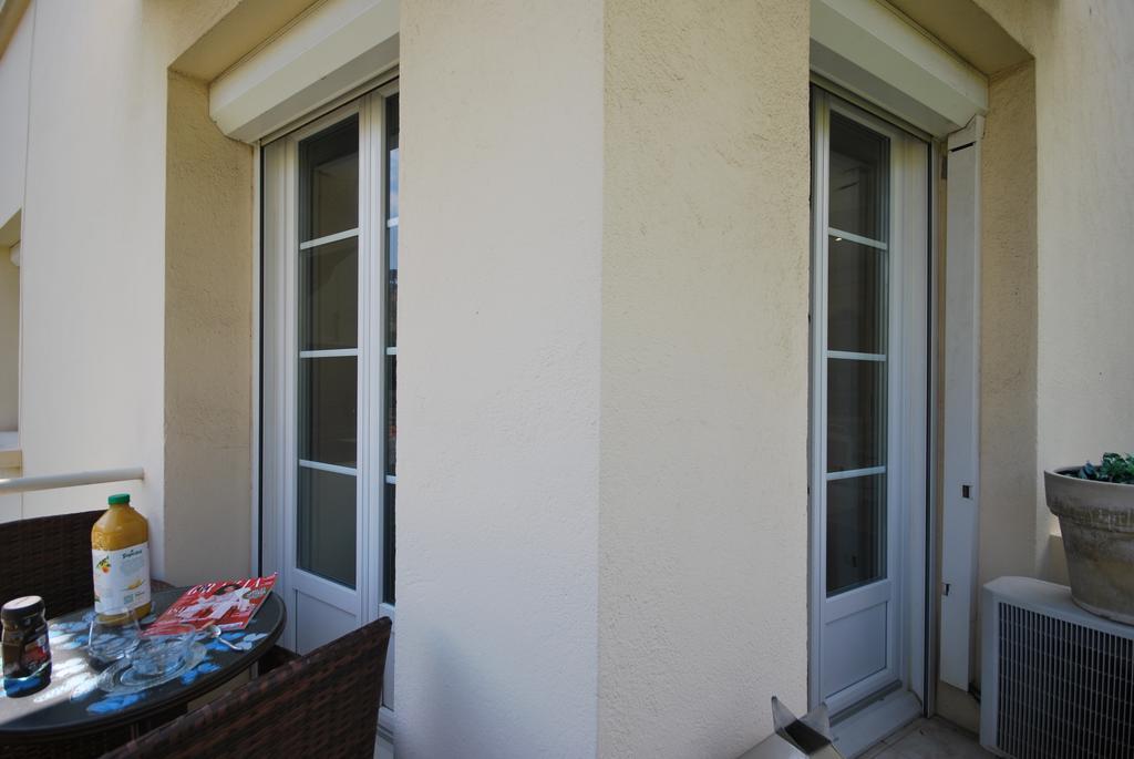 2 Palais Justinia Apartment