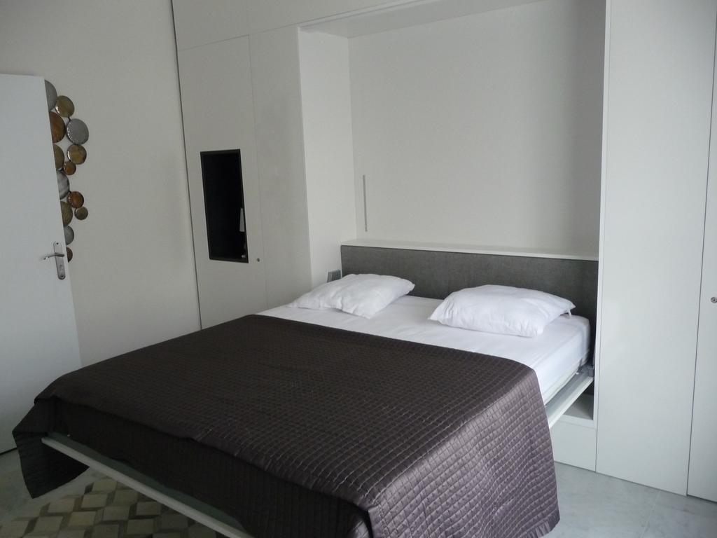 Palais Miramar 65 Bd De La Croisette