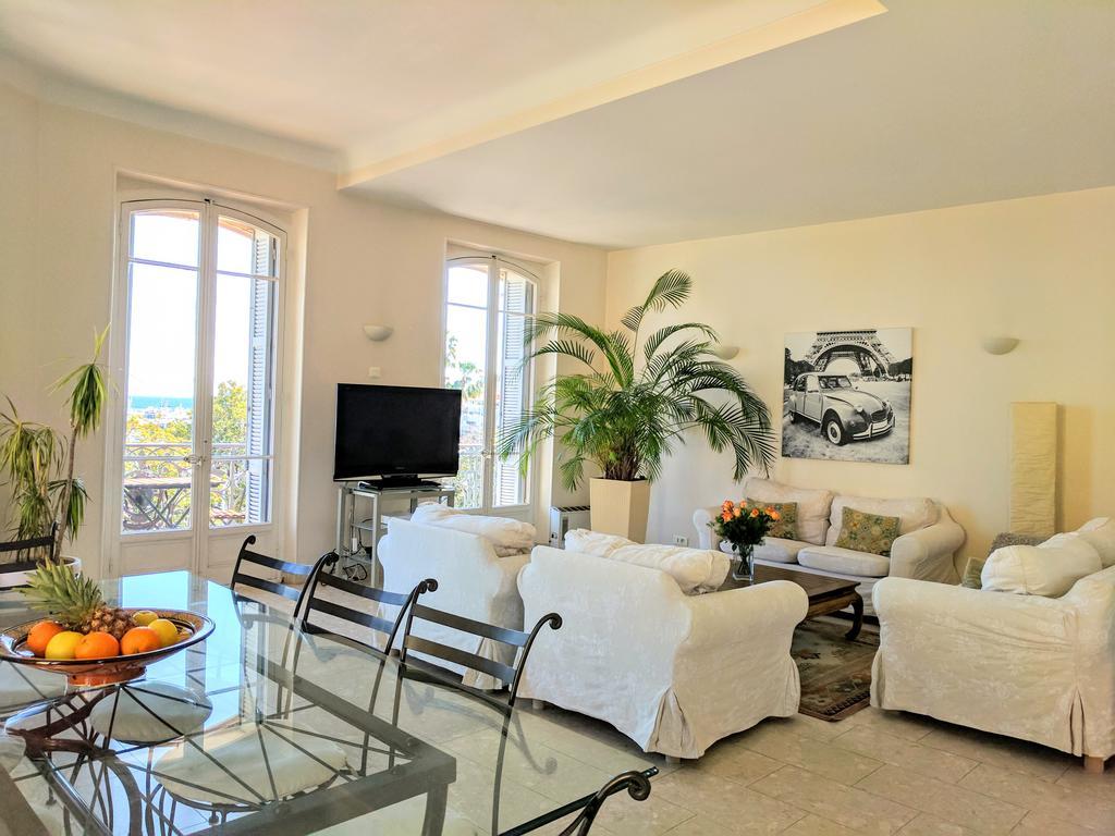 Citilet Louis Blanc 1,2,3 - Three Gorgeous, Open-plan *