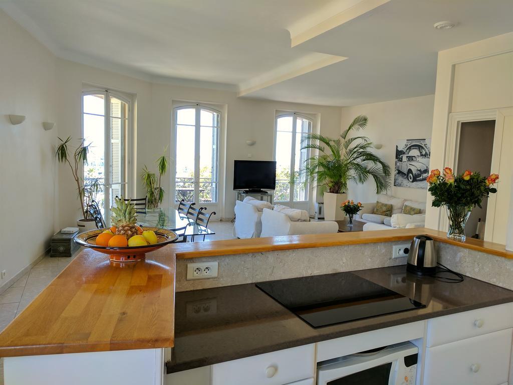 Citilet Louis Blanc 1,2,3 - Three Gorgeous, Open-plan * Cannes