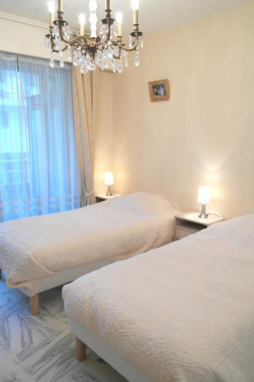 Apartment Spacieux 2 Pieces Traversant, Adl Riviera Cannes