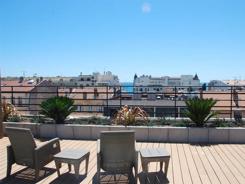 Hotel Western Premier Le Patio Des Artistes Wellness Jacuzzi