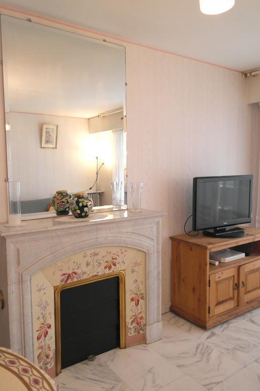 Apartment Spacieux 2 Pieces Traversant, Adl Riviera