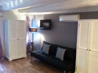 Florella Jean De Riouffe Apartment