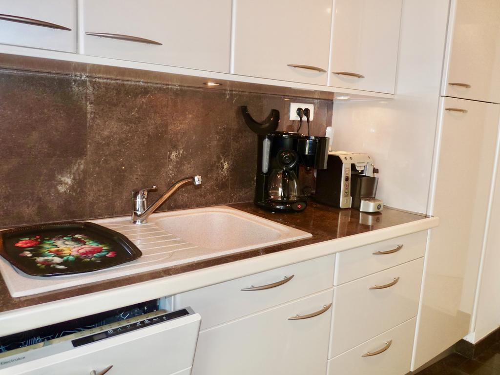 One Bedroom In The Center Of Cannes, Next To The Carlton, A Few Meters From The Croisette - 367