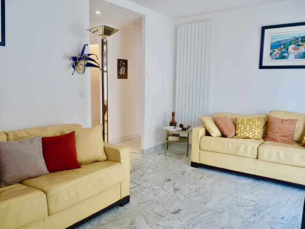 Appartement One Bedroom In The Center Of Cannes, Next To The Carlton, A Few Meters From The Croisette - 367
