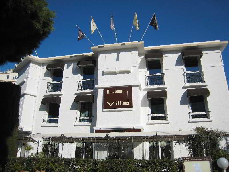 La 4*
