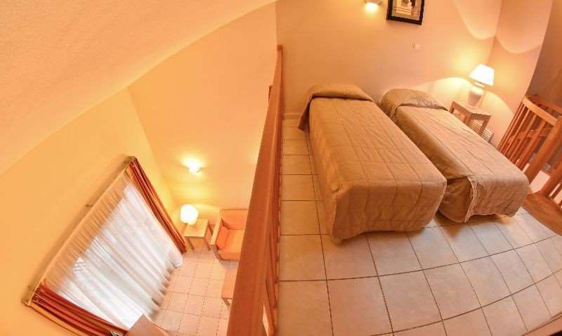 Hotel Excelsuites 4*