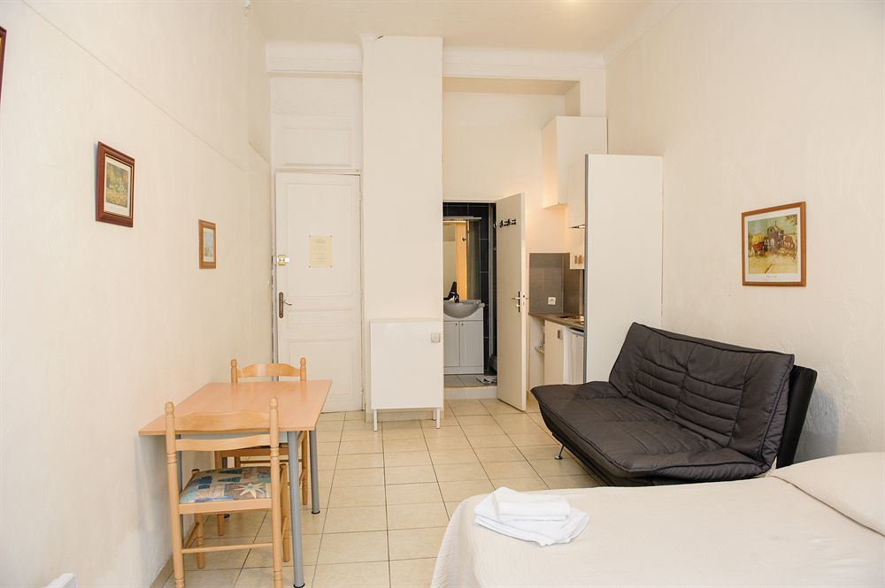 Parisiens Apartment