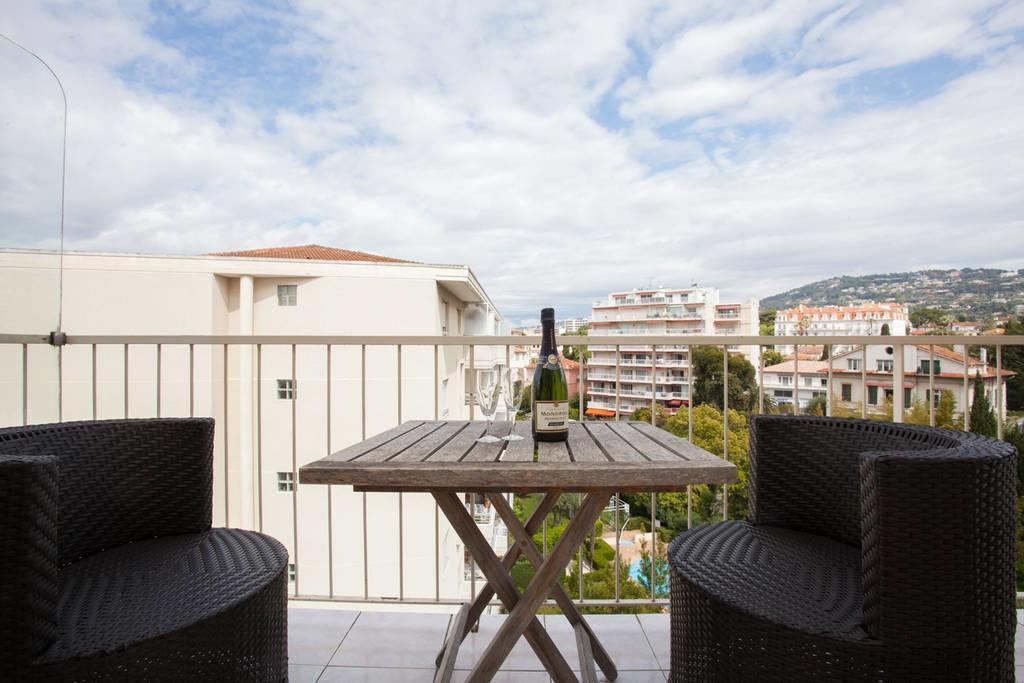 Victor Hugo Topfloor * Cannes