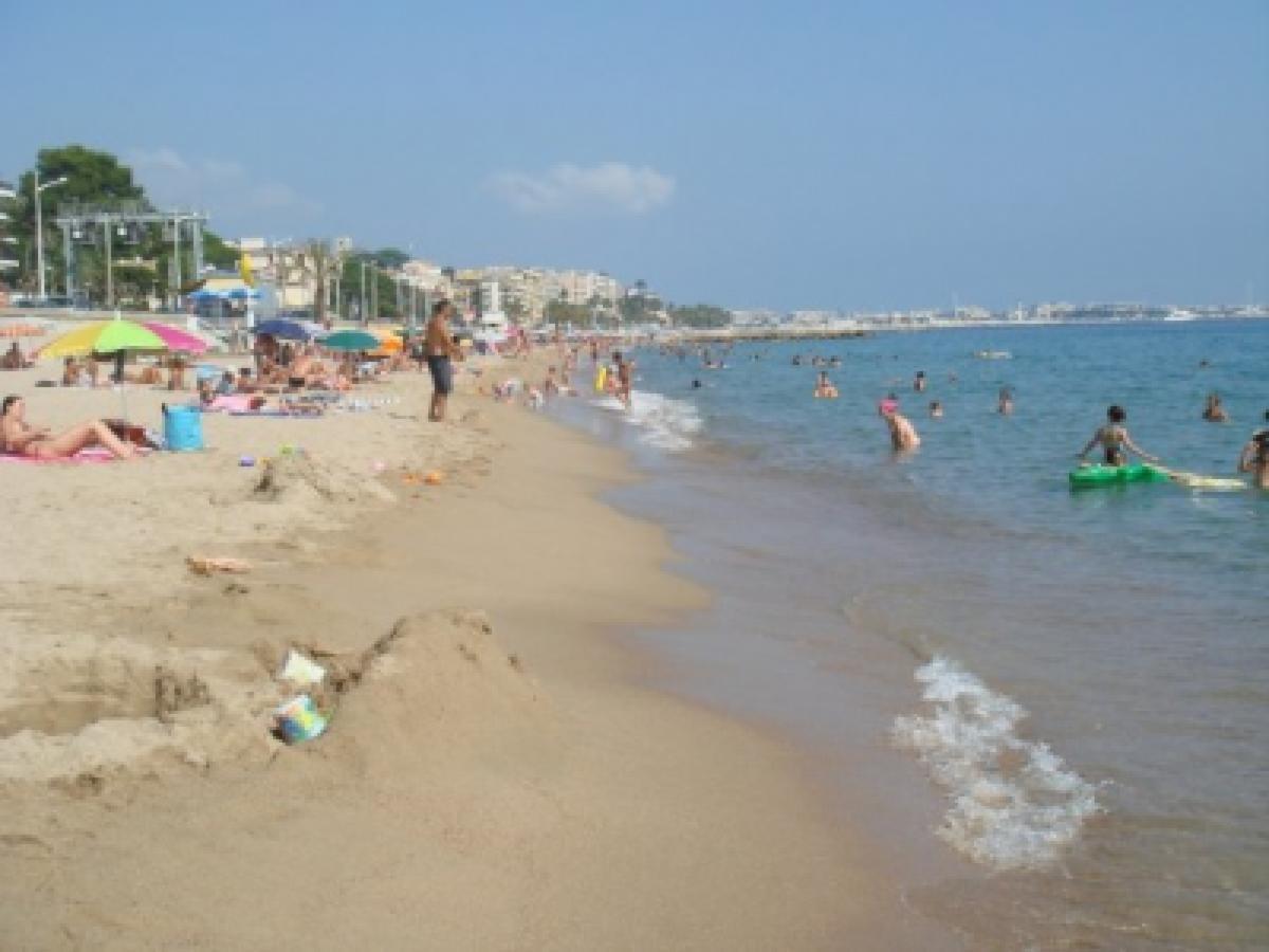 Modern One Bedroomed Just Off The Seafront With A Terrace And Pool Access 1753 Apartment *