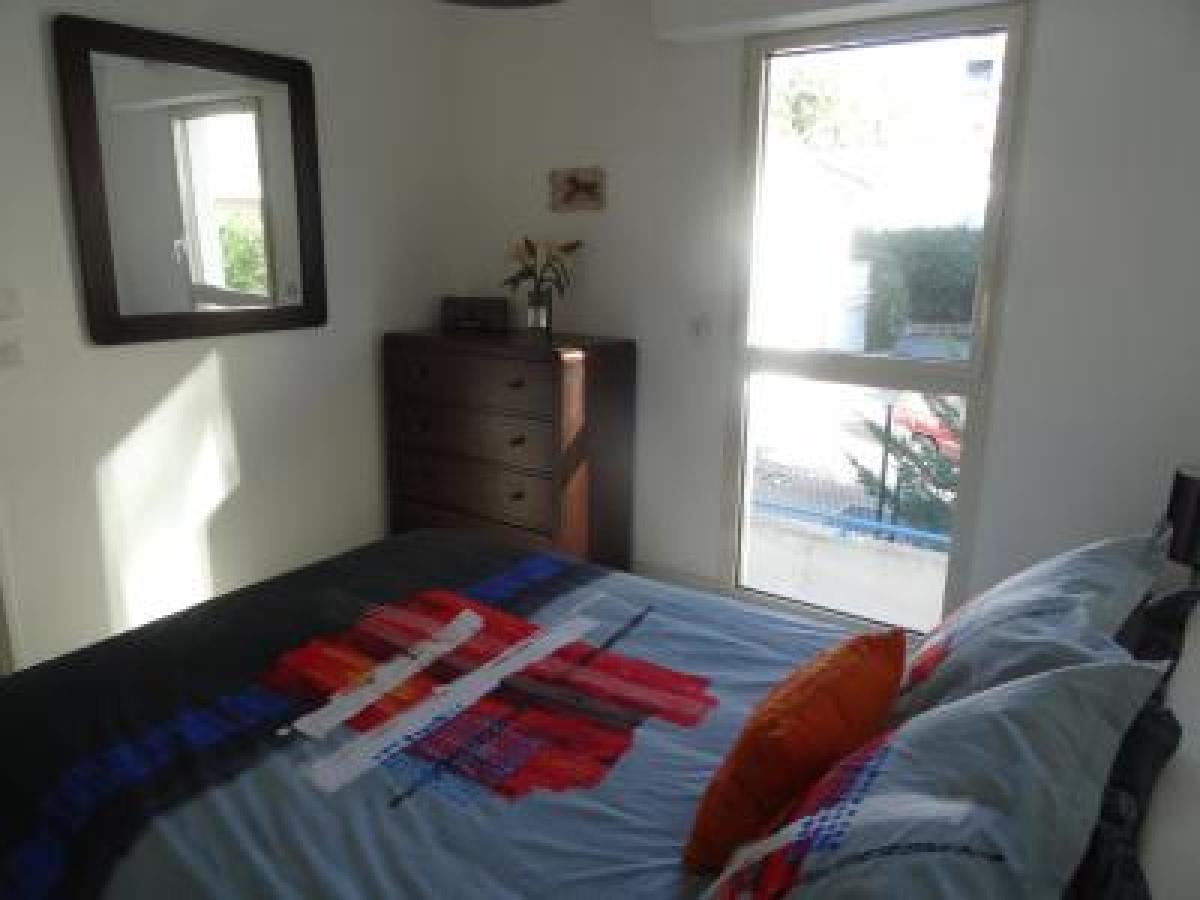 Modern One Bedroomed Just Off The Seafront With A Terrace And Pool Access 1753 Apartment Cannes