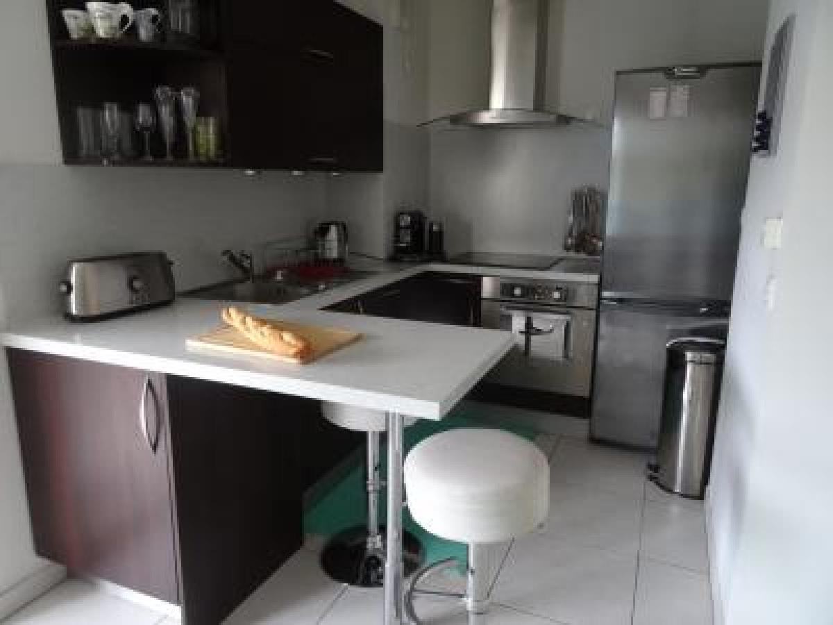 Modern One Bedroomed Just Off The Seafront With A Terrace And Pool Access 1753 Apartment Cannes
