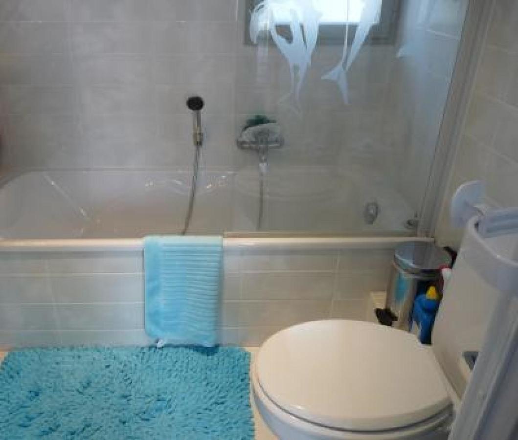 Roi 2 Apartment