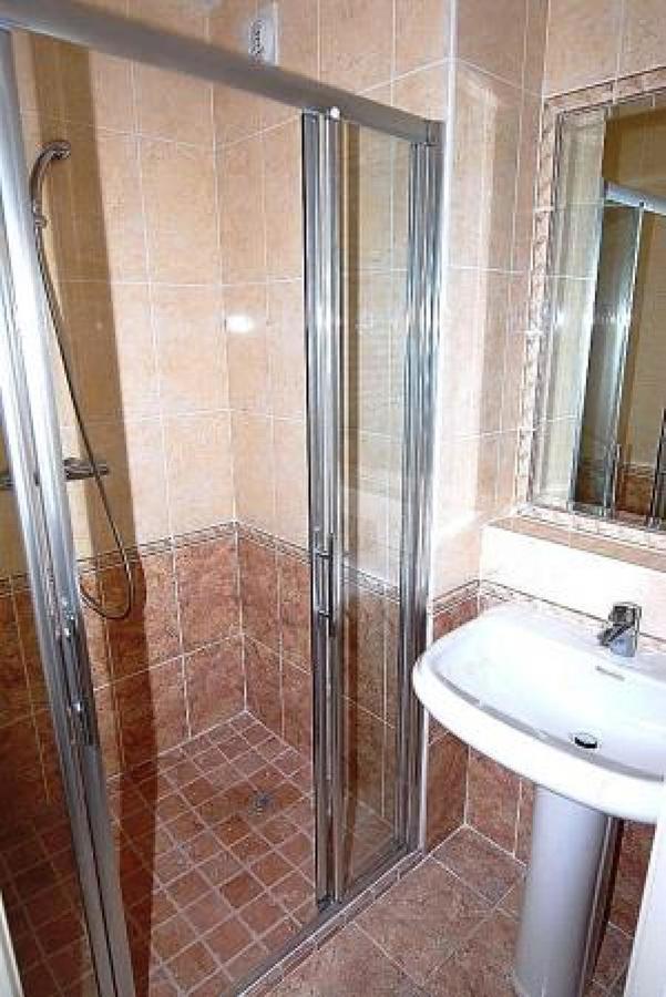 Seafront Haven: Modern 2-bed With Pool *