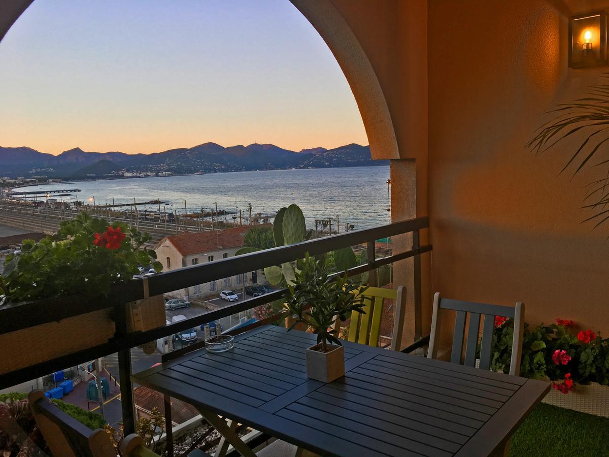 Myhome Riviera - Sea View Appartement