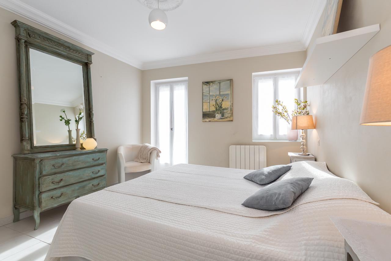 A Lovely Split Level Townhouse In The Heart Of Next To The Marche Forville And The Palais 1749 * Cannes