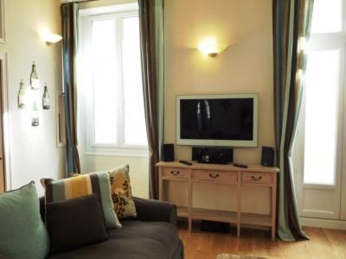 Apartment Luxury Three Bed In Just A Couple Of Minutes Walk To The Palais And Beaches 669 Cannes