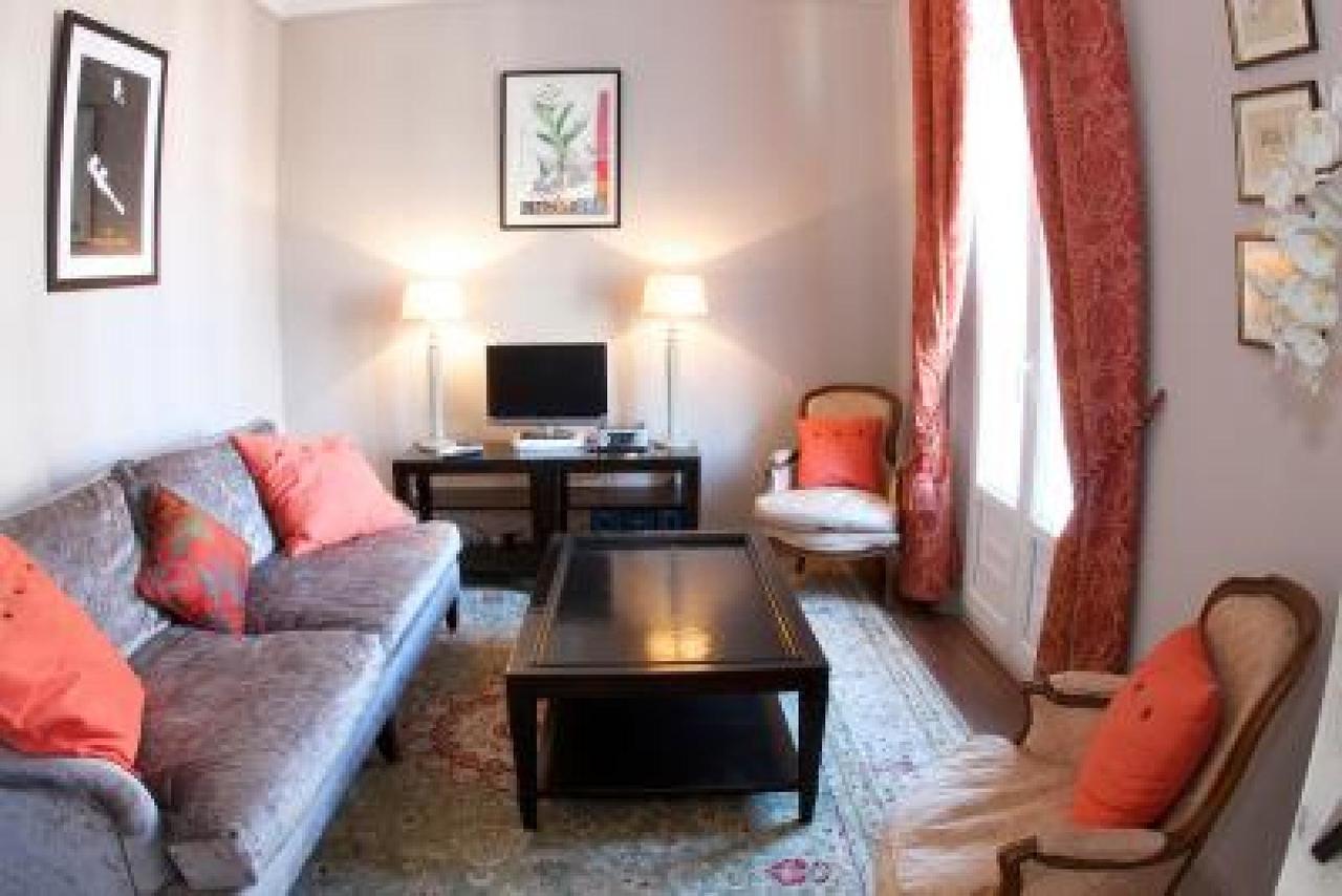 Carnot 14 Apartment *