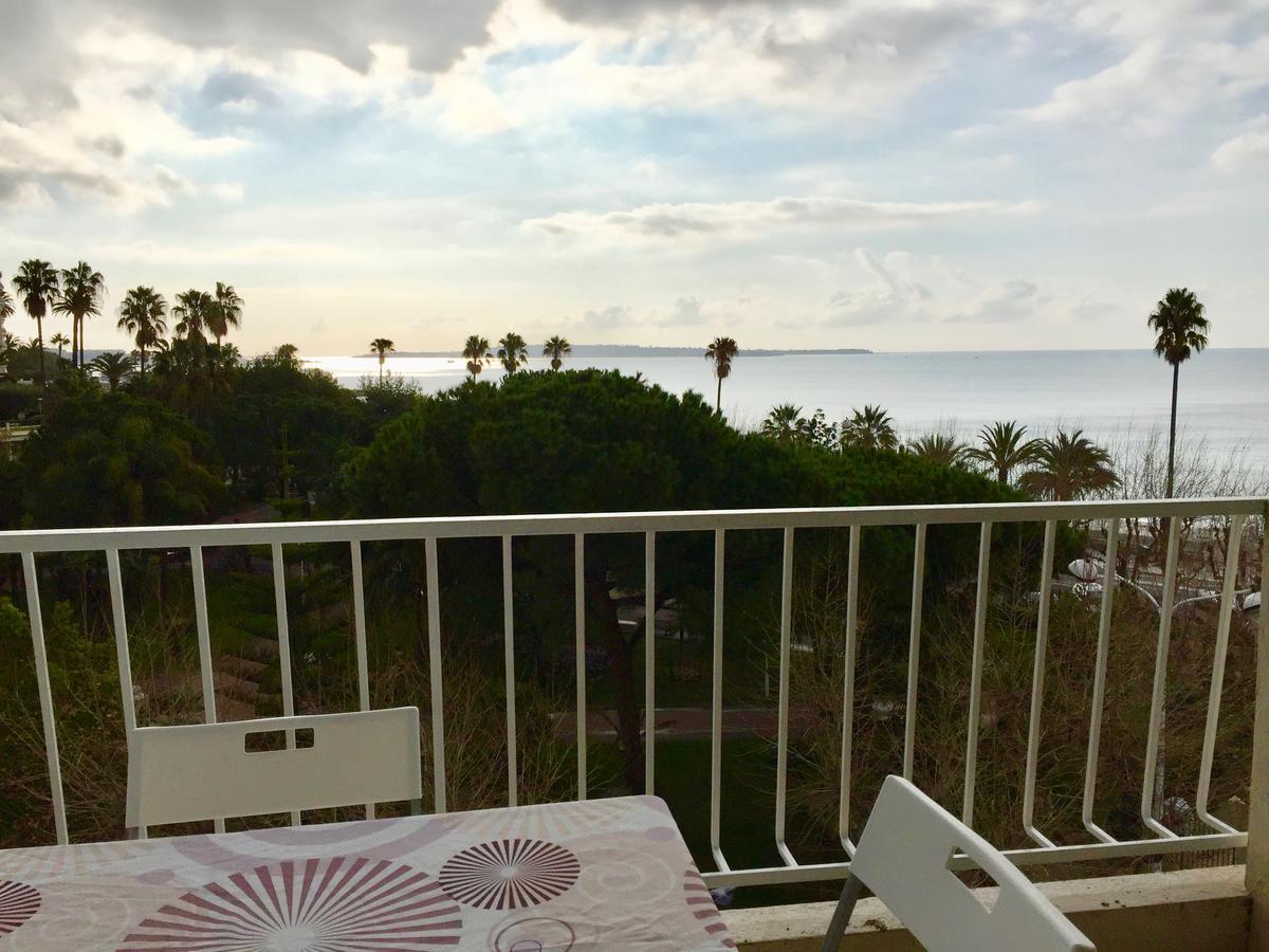 Laugier Apartment
