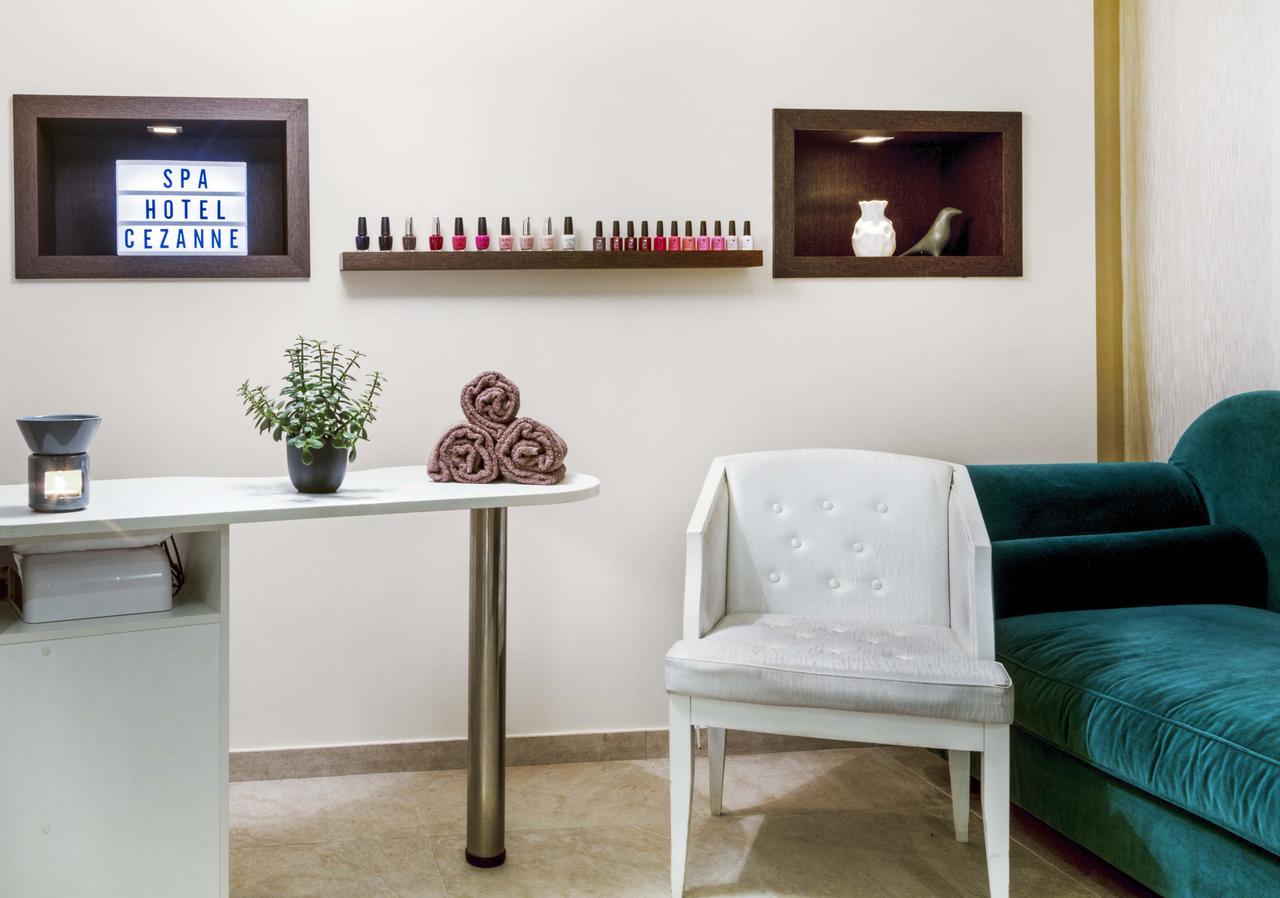 Hotel Cezanne 4*