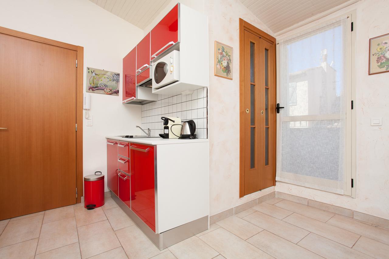 Freres Suquet Sea Apartment Cannes