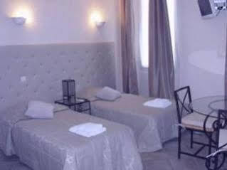 Apartment Chryseis