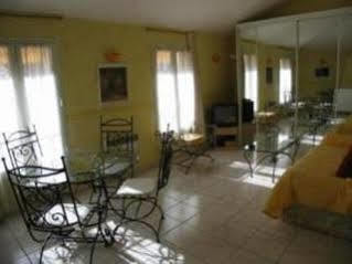 Chryseis Apartment Cannes