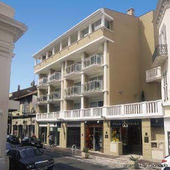 Aparthotel D'estelle