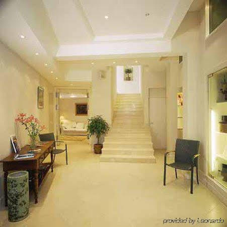 D'estelle Aparthotel
