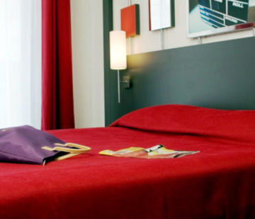 Le Chateau Des Artistes Apartment *