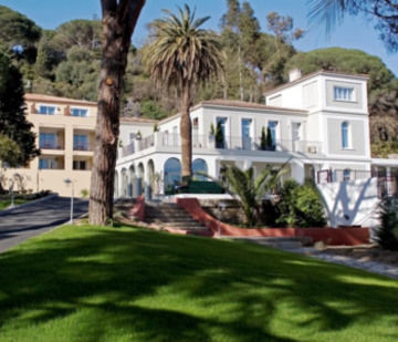 Le Chateau Des Artistes * Cannes