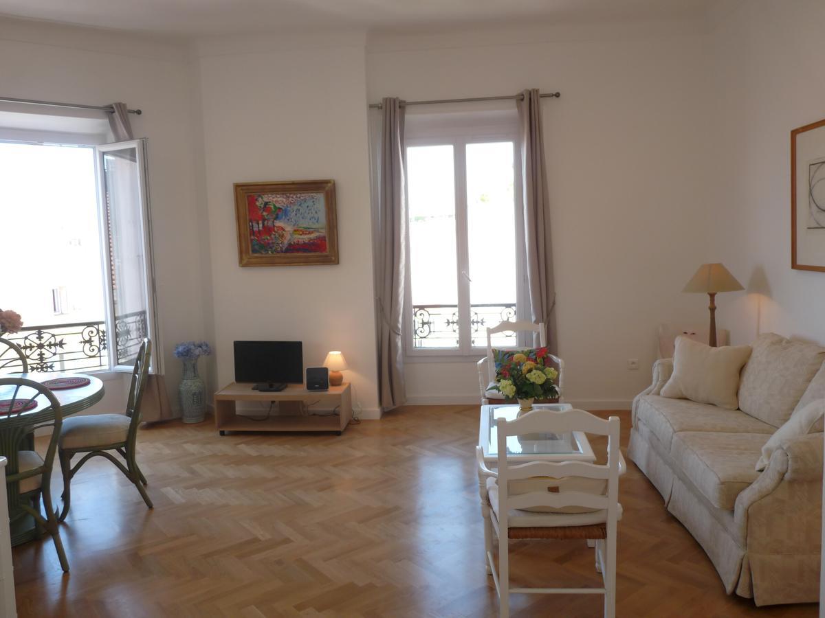 Apartment: Steps From Palais & Croisette *