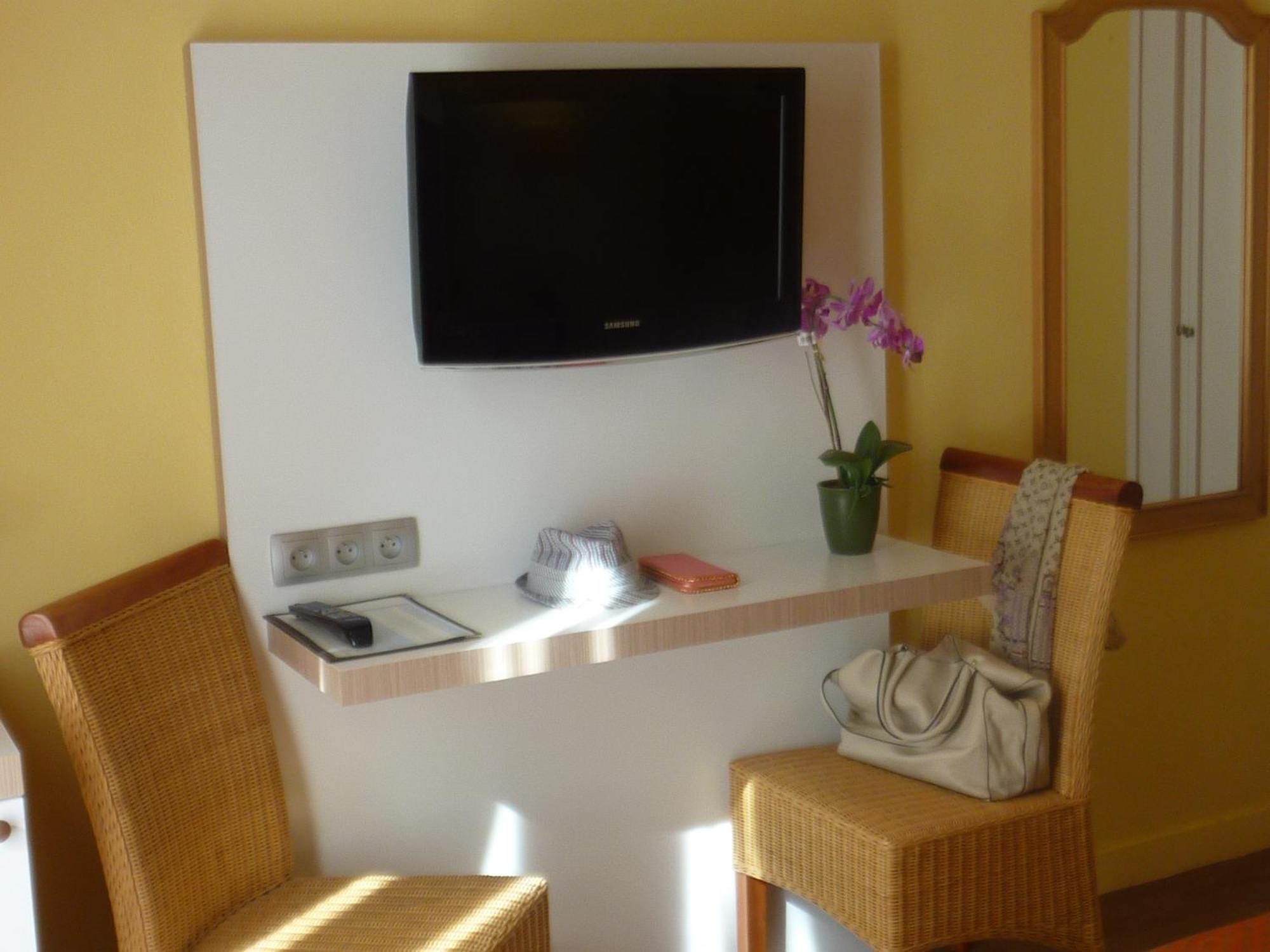 Regina Hotel 3*