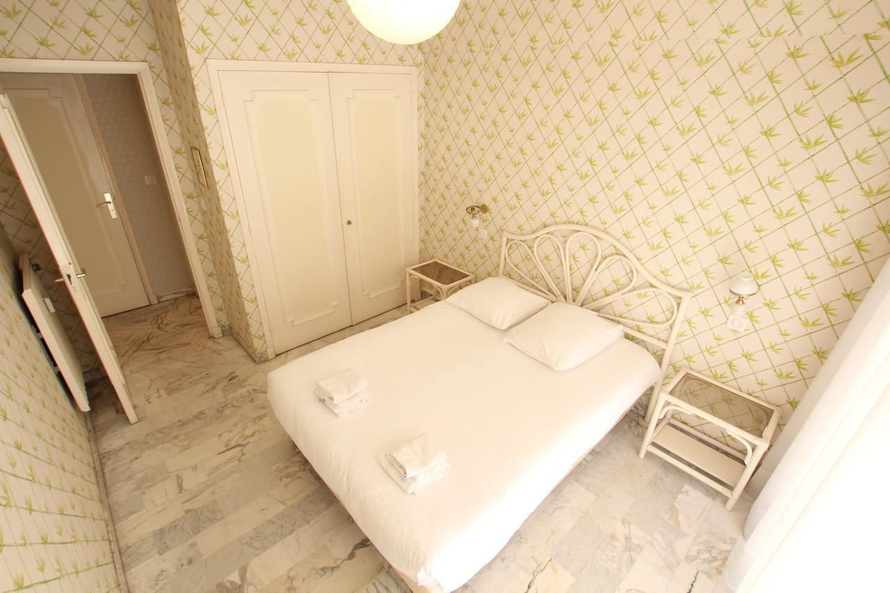 Les Residences Fleuries Apartment *