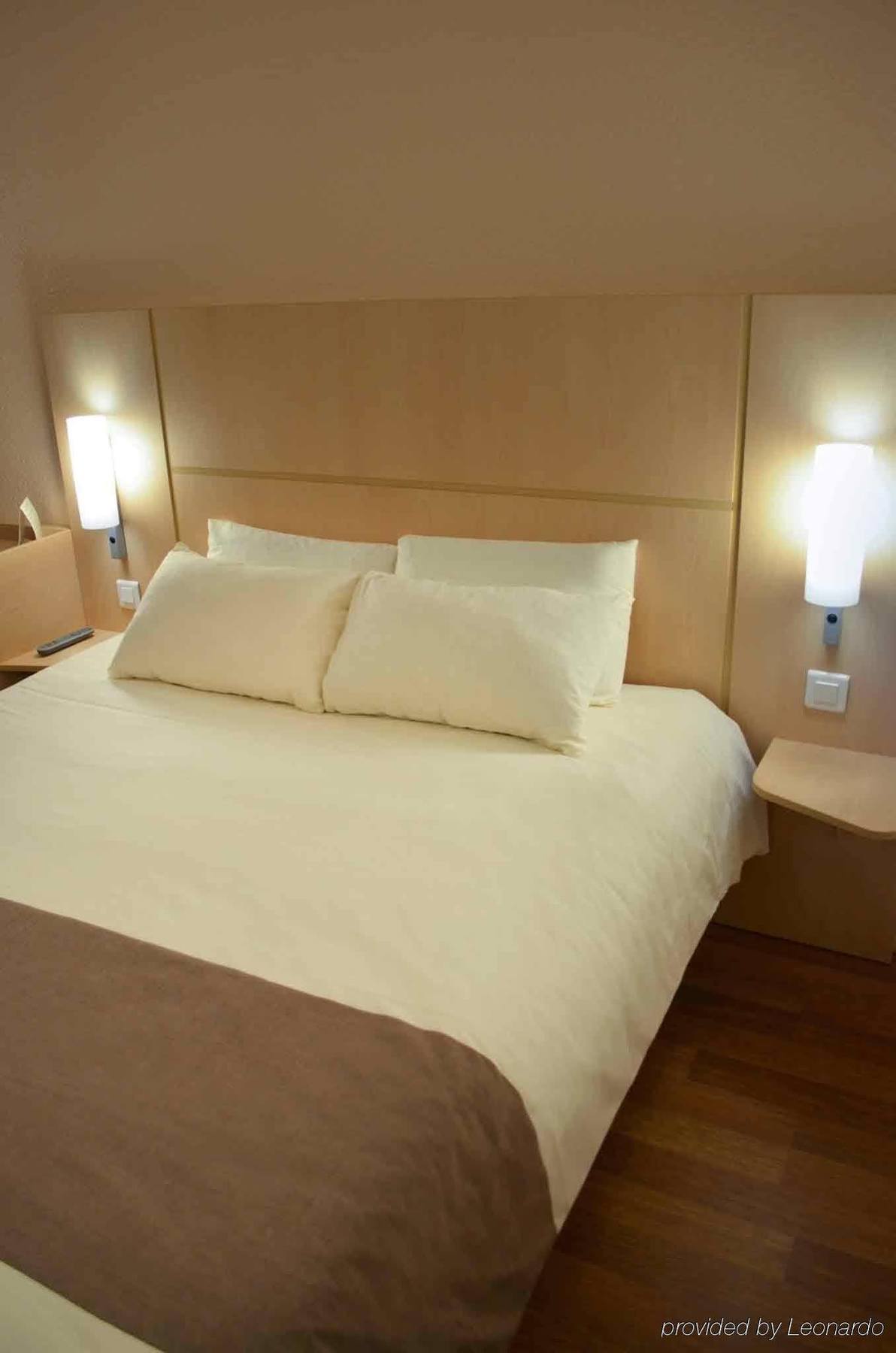 Hotel Ibis Centre 3*