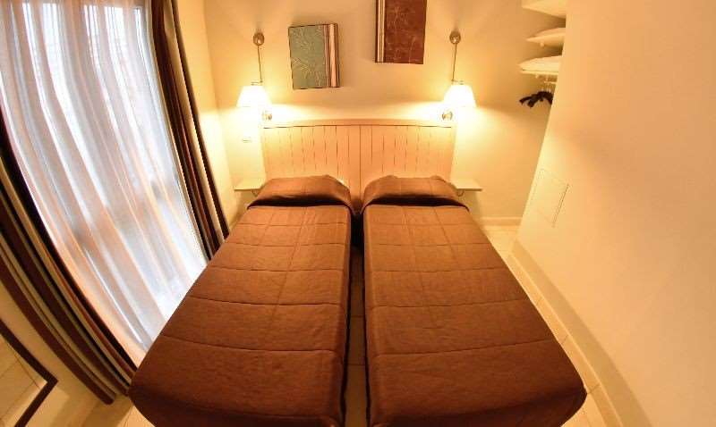 Excelsuites Hotel