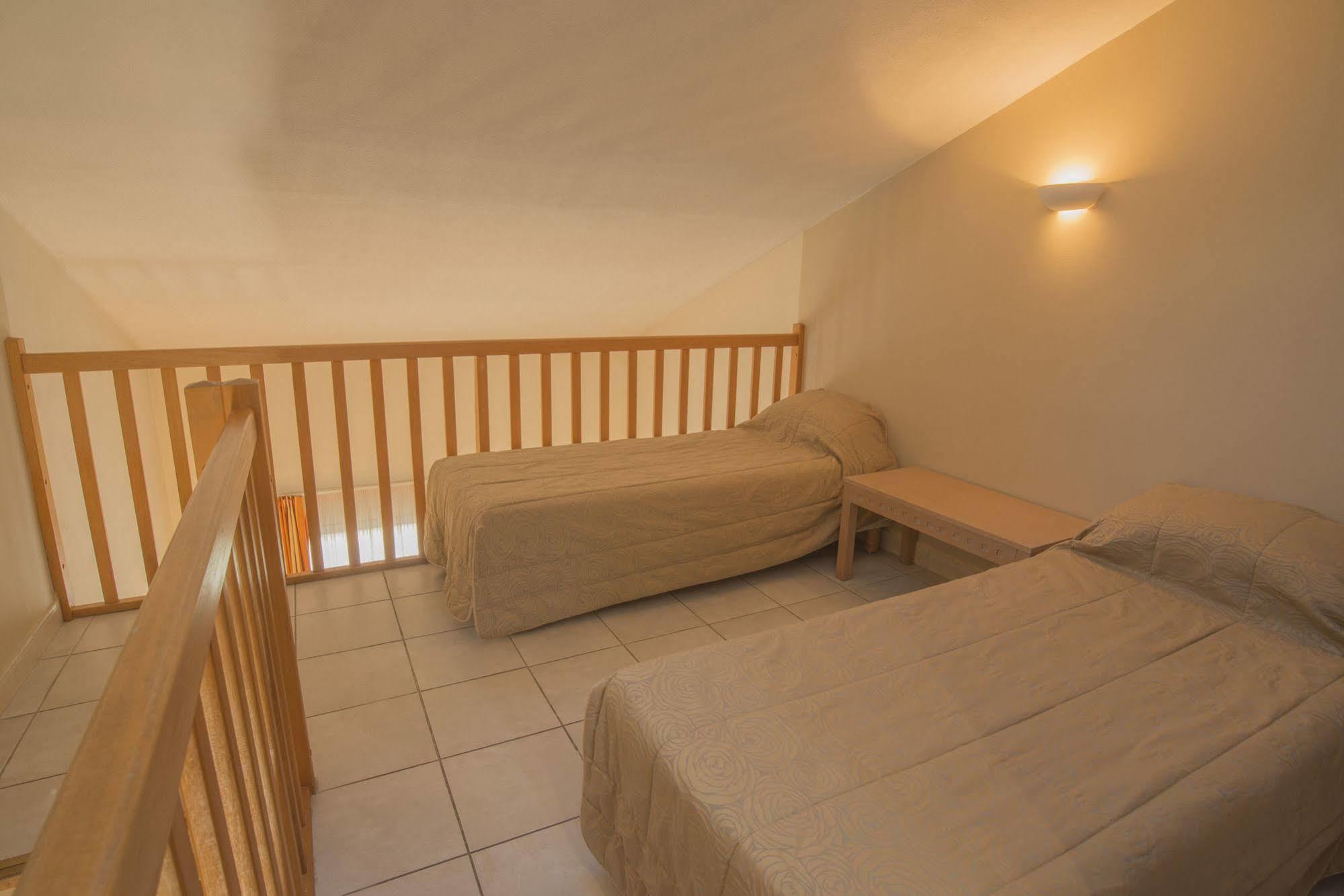 Excelsuites 4*