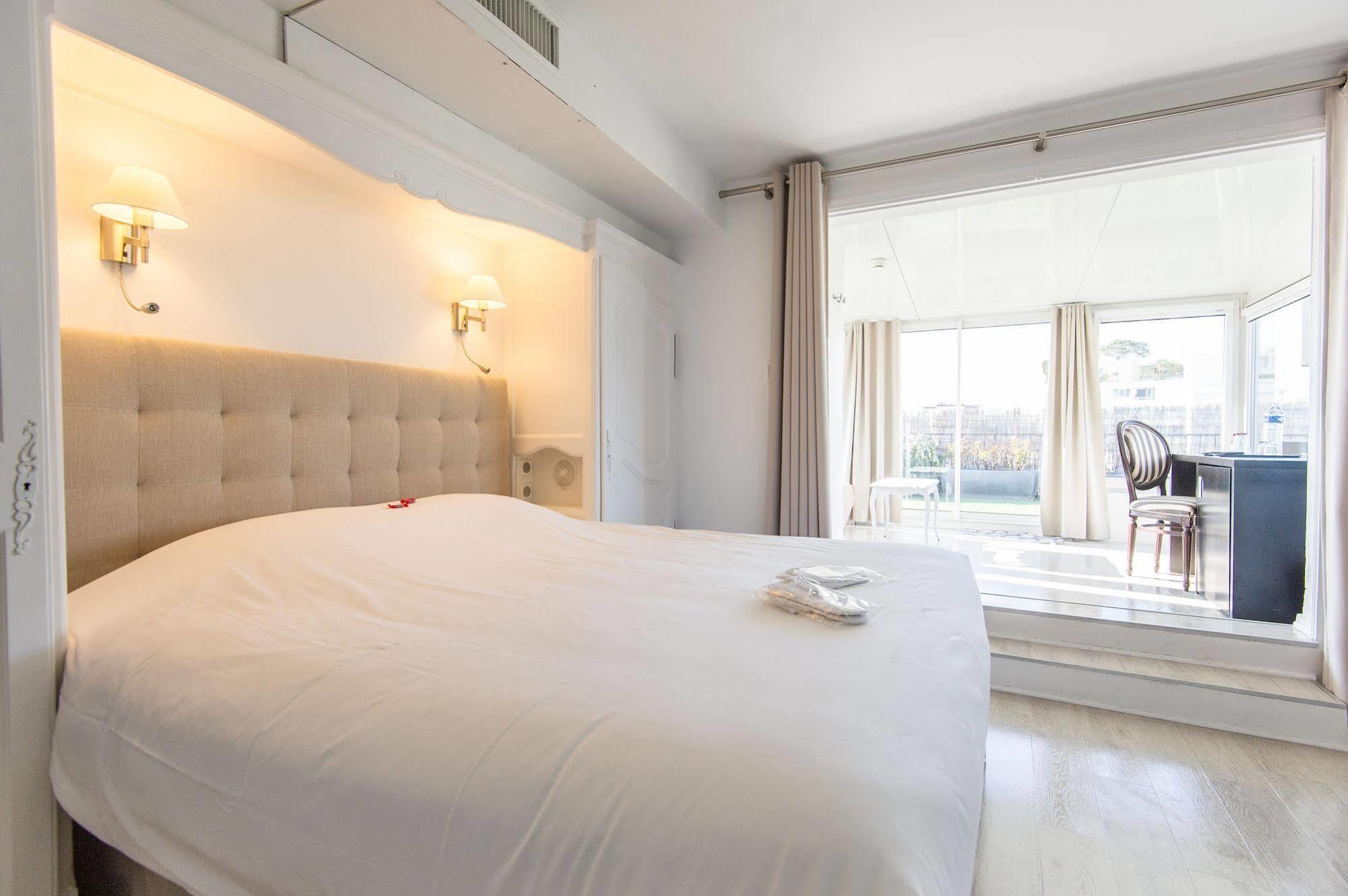 De Provence 3*