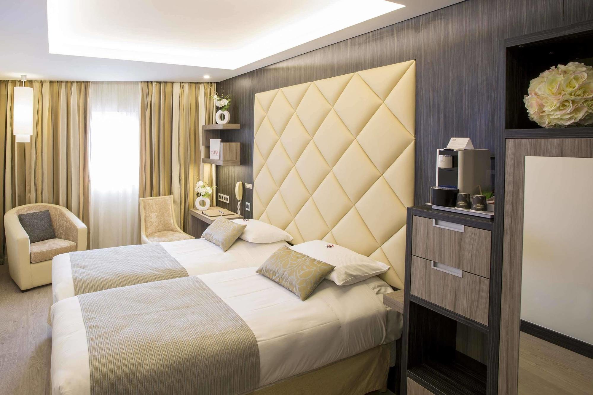 Western Riviera Hotel