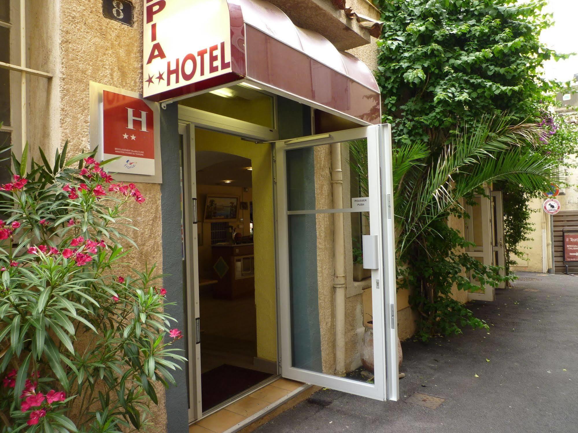Appia 2* Cannes