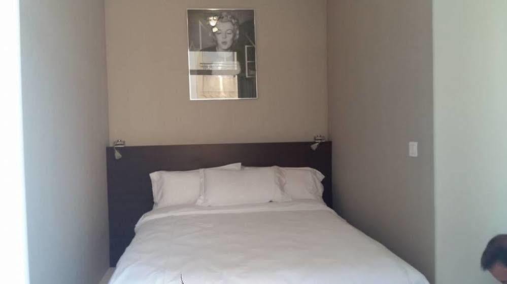 Hotel Carolina Cannes