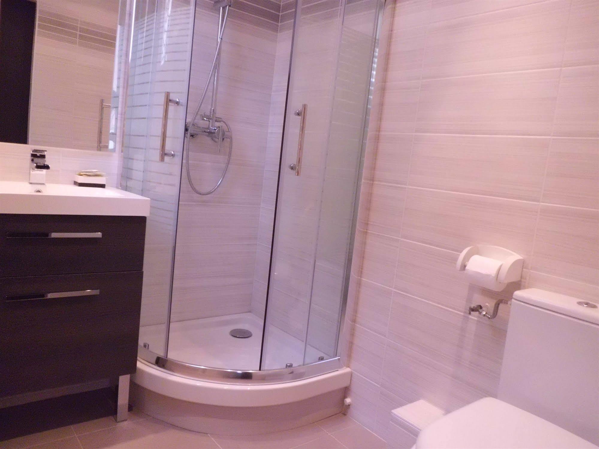 Hotel Lutetia 2*