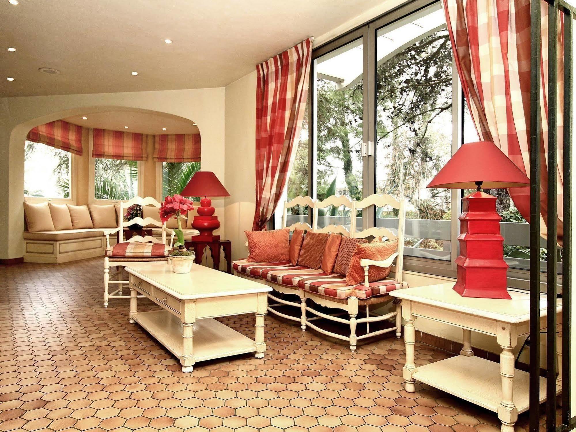 Kyriad - Mandelieu Hotel