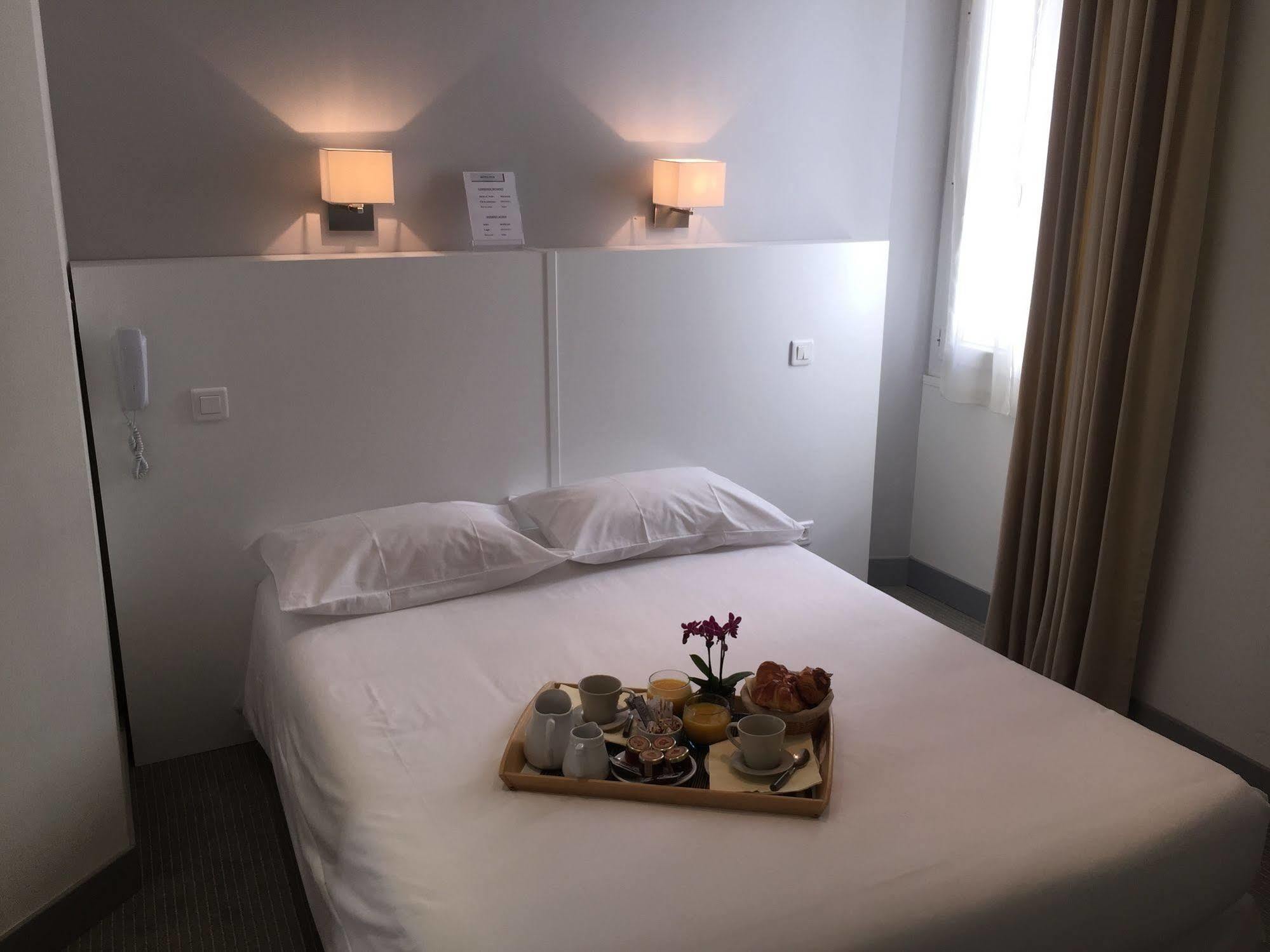 Hotel P.l.m. Cannes
