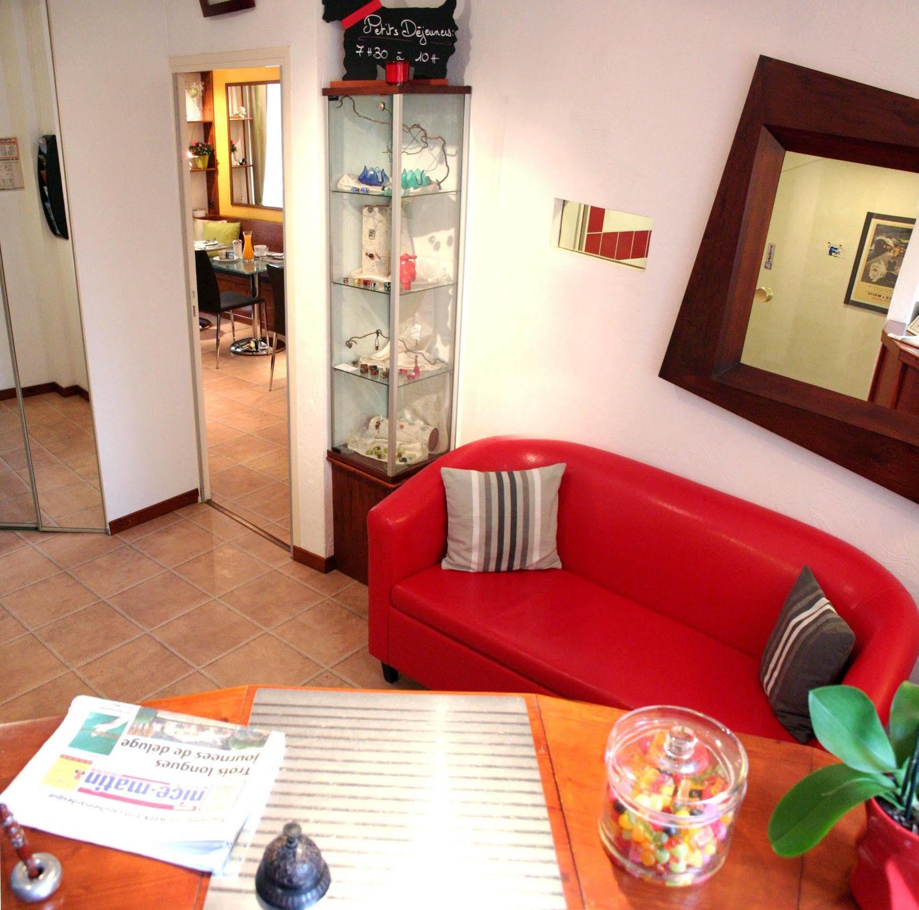 Avaton Hotel Cannes 3*