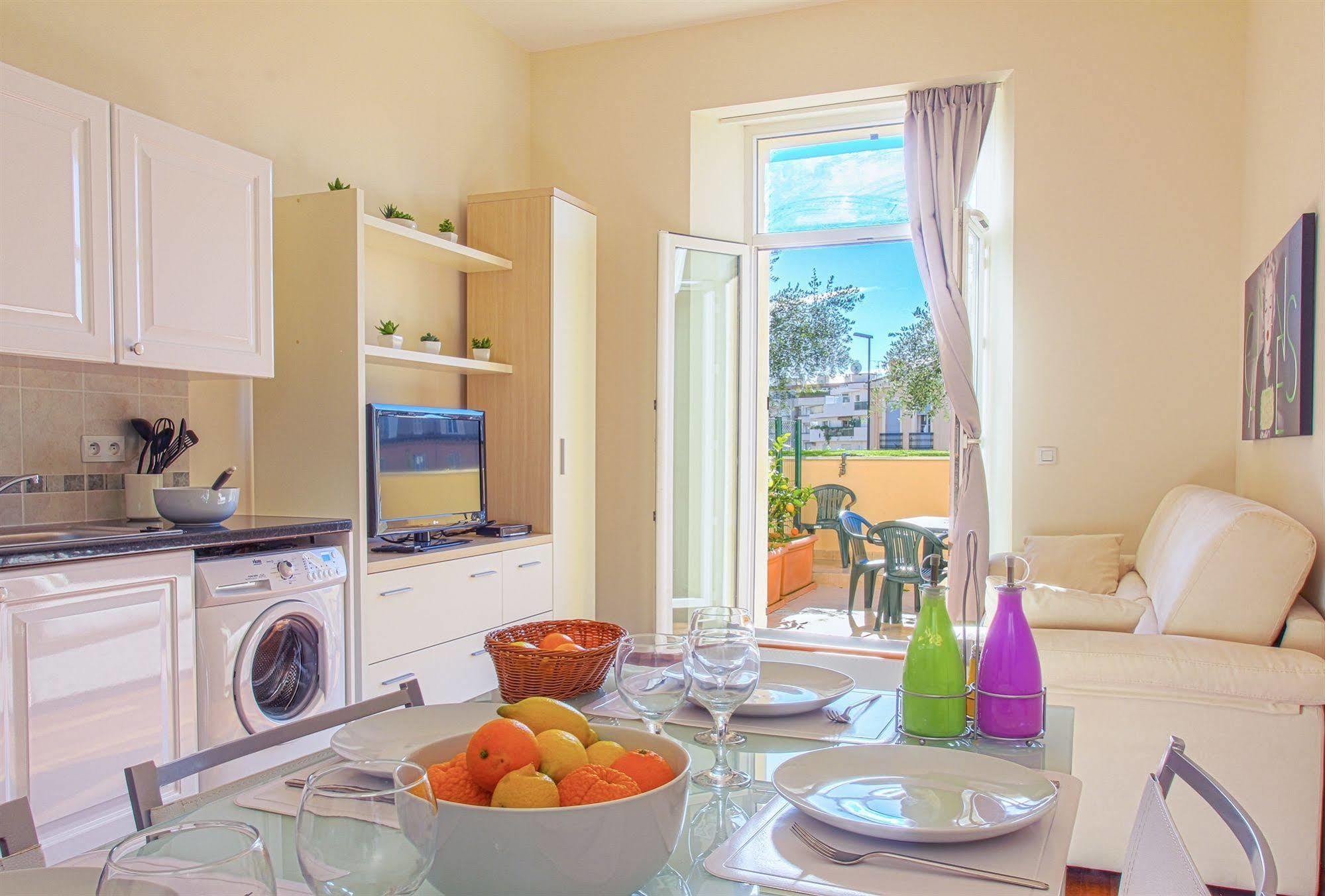 Apartment Les Palmes