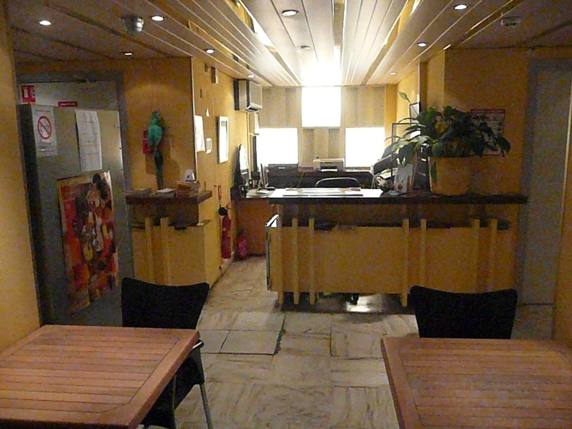 Hotel Jardin Croisette 3*